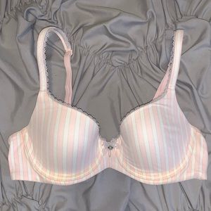 Victoria’s Secret Body by Victoria demi bra